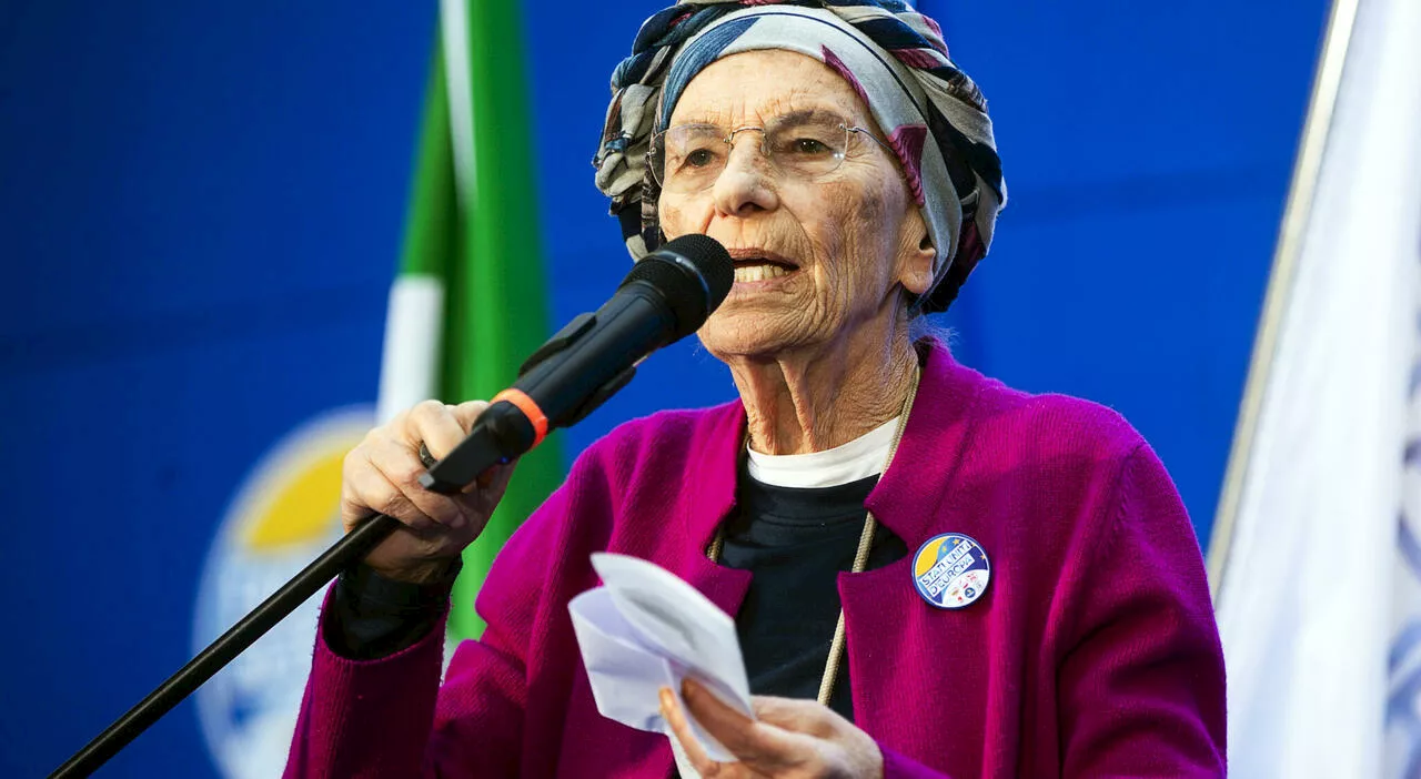 Emma Bonino ricoverata per problemi respiratori