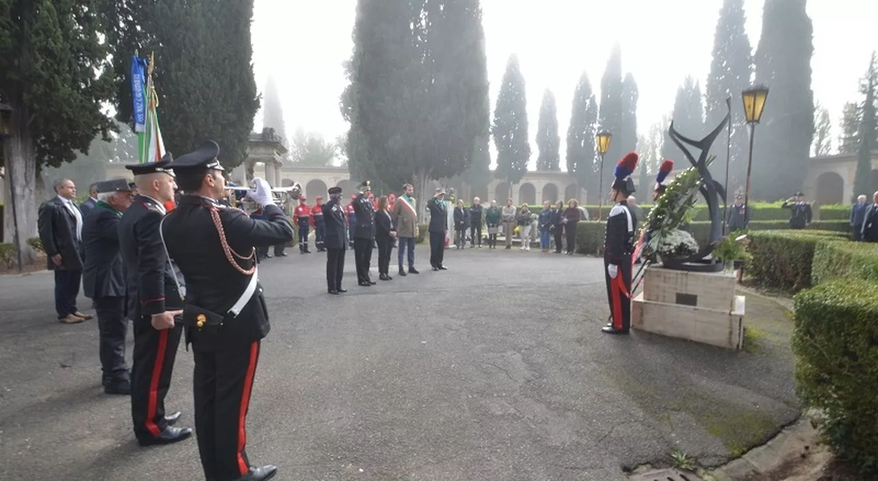 I carabinieri in servizio e in congedo onorano il ricordo dei caduti dell'Arma