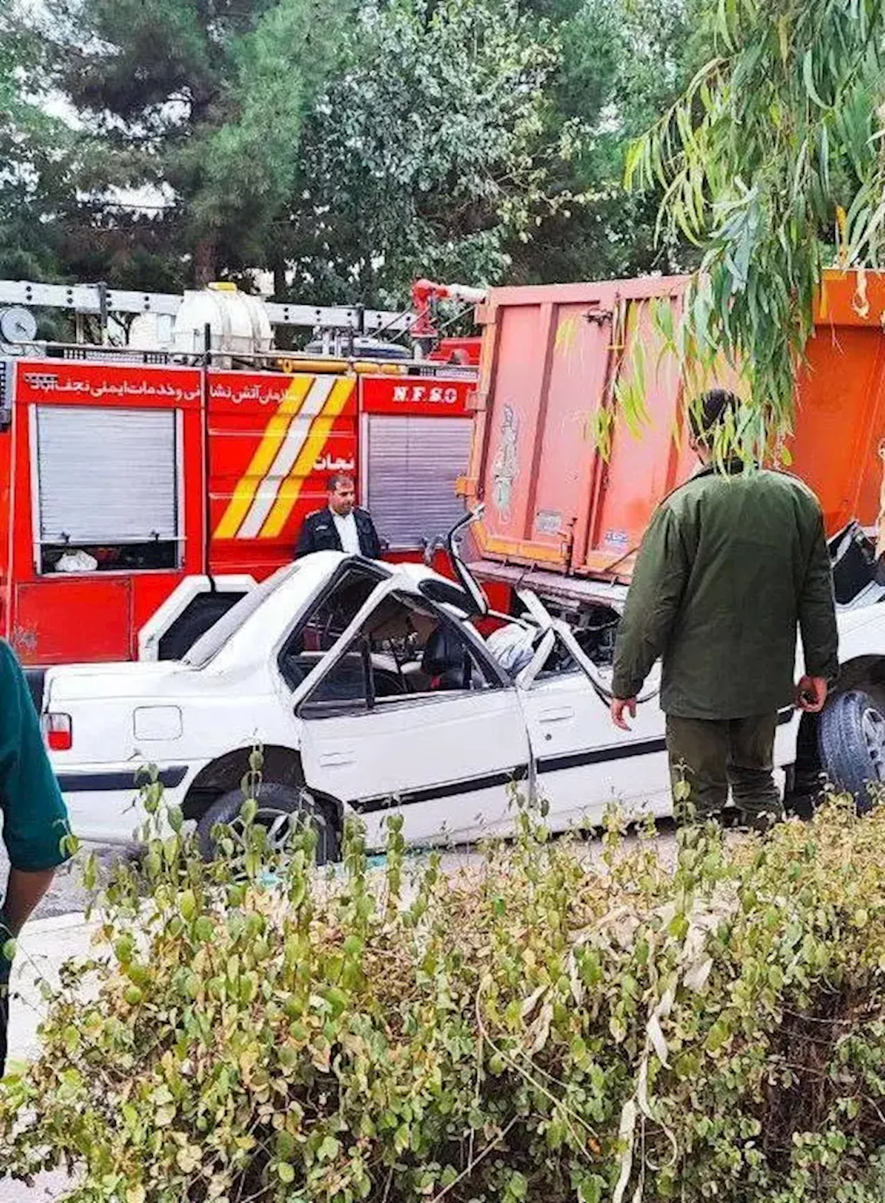 پسر ۱۷ساله بدون گواهینامه، جان خود و ۴ دوست نوجوانش را در تصادف ، به فنا داد