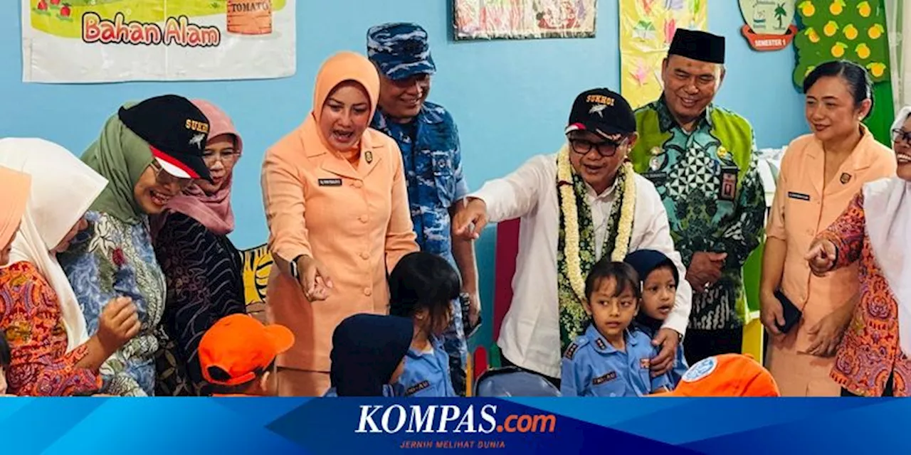 Persiapan Wajib Belajar 13 Tahun, Mendikdasmen Kunjungi TK di Palembang