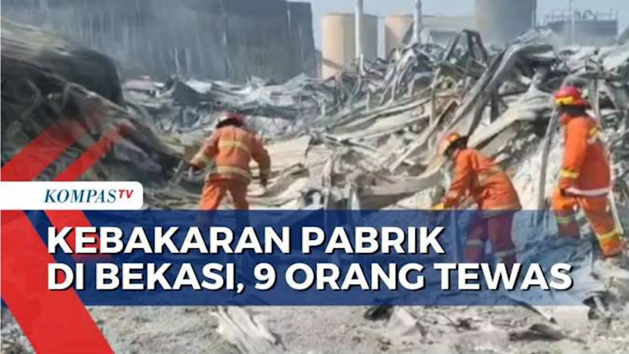 Petugas Damkar Butuh Waktu 24 Jam untuk Padamkan Kebakaran Pabrik di Bekasi