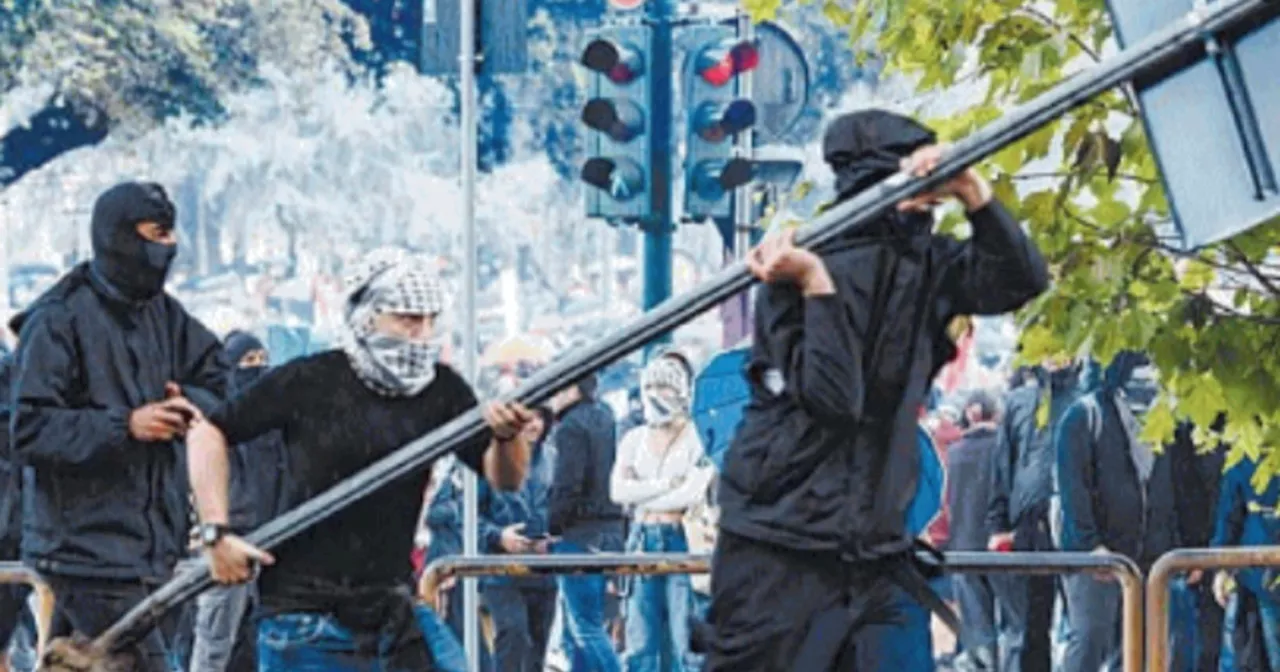 La sinistra che odia la polizia: da Pasolini al G7, sempre dalla parte sbagliata