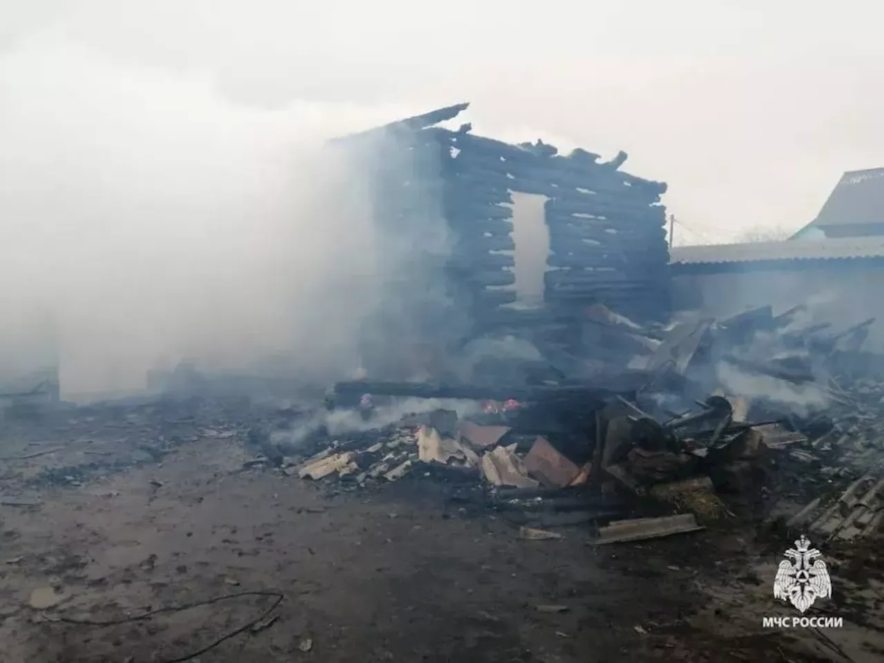 В Башкортостане мужчина погиб при пожаре в жилом доме