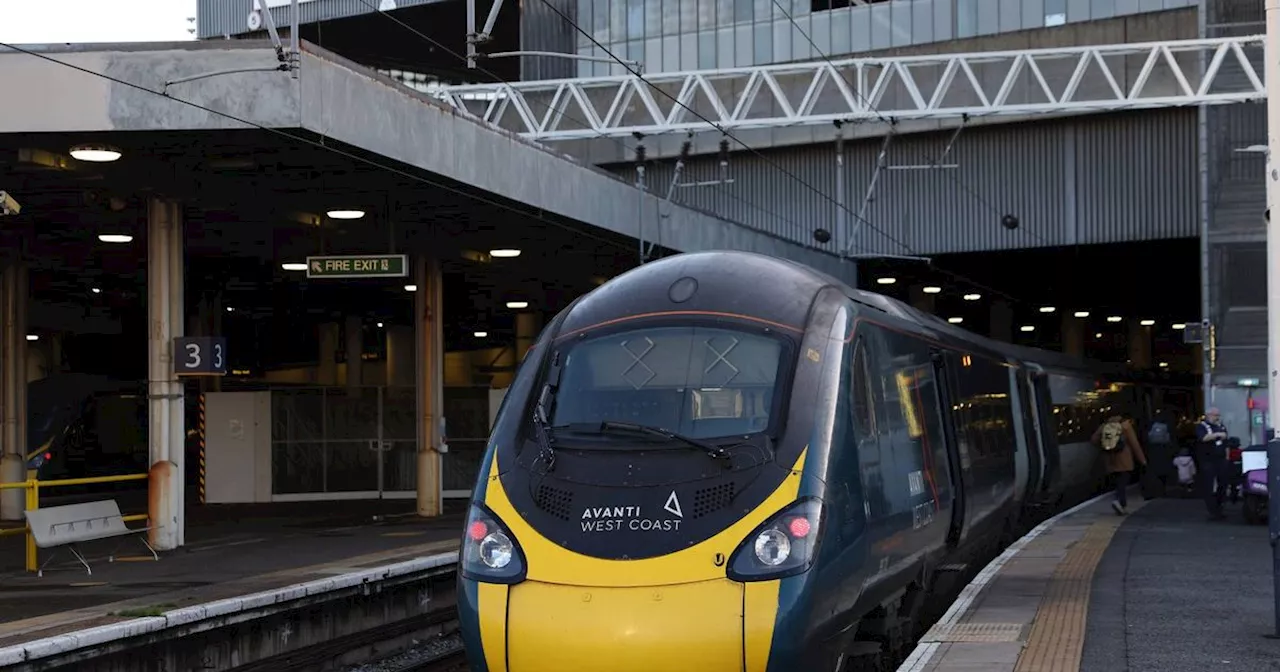 Manchester Piccadilly passengers told 'do not travel' amid major rail disruption