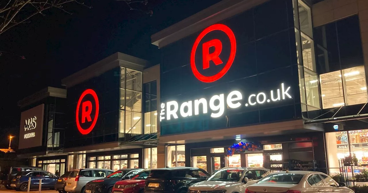 Shoppers 'desperate' for £5.99 Christmas buy at The Range and Wilko