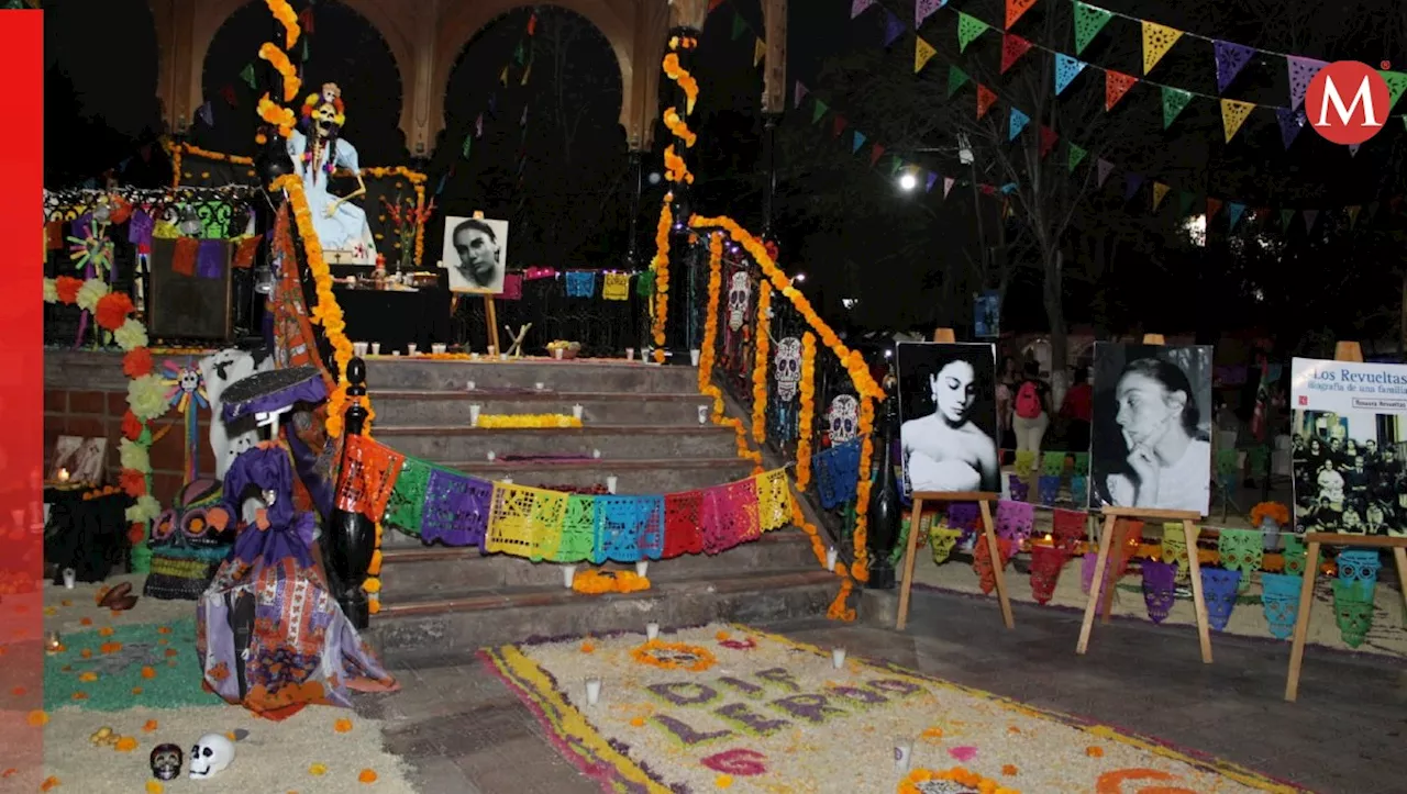 Inauguran mega altar en Lerdo; regalan más de 2 mil piezas de pan de muerto