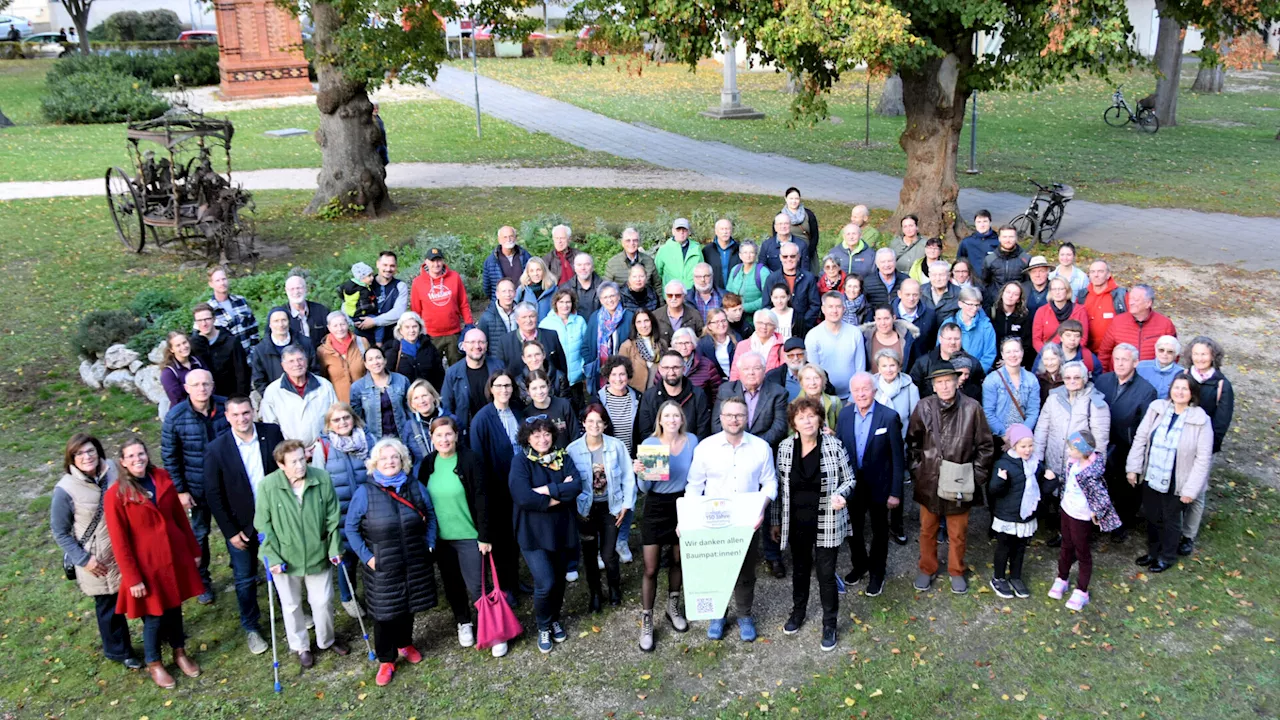 Die Stadt Mistelbach beschenkt sich selbst zum Jubiläum mit 150 Bäumen