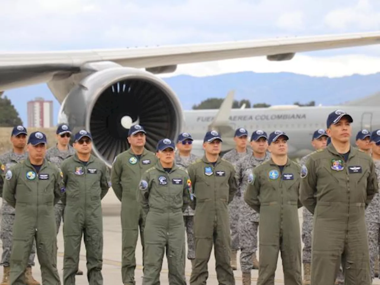 Fuerza Aérea de Colombia: ¿cuánto ganan los oficiales, según su rango?