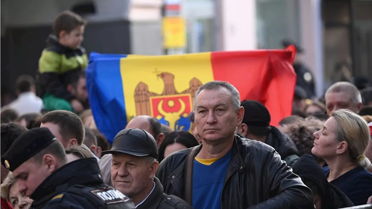 «Атмосфера политического ожесточения»: чего ждать от второго тура президентских выборов в Молдавии