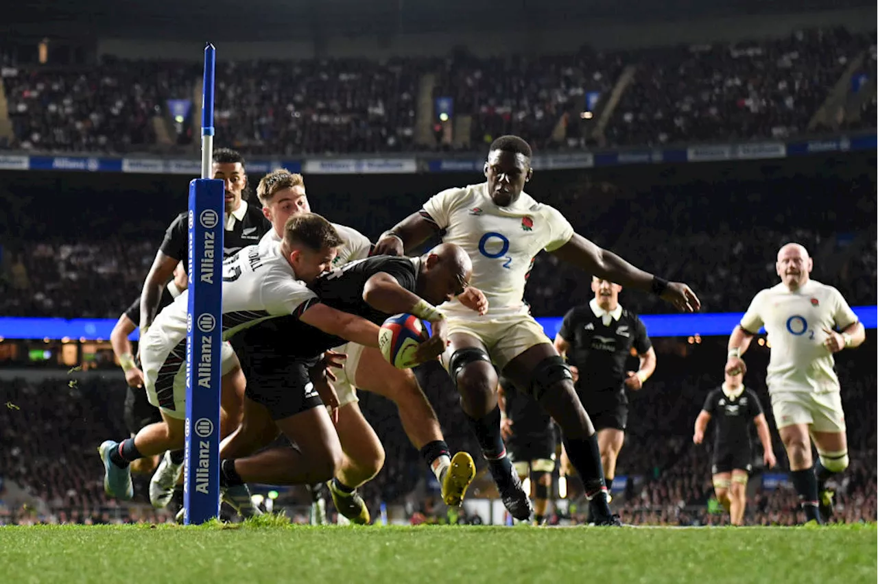 All Blacks triumph in Twickenham thriller