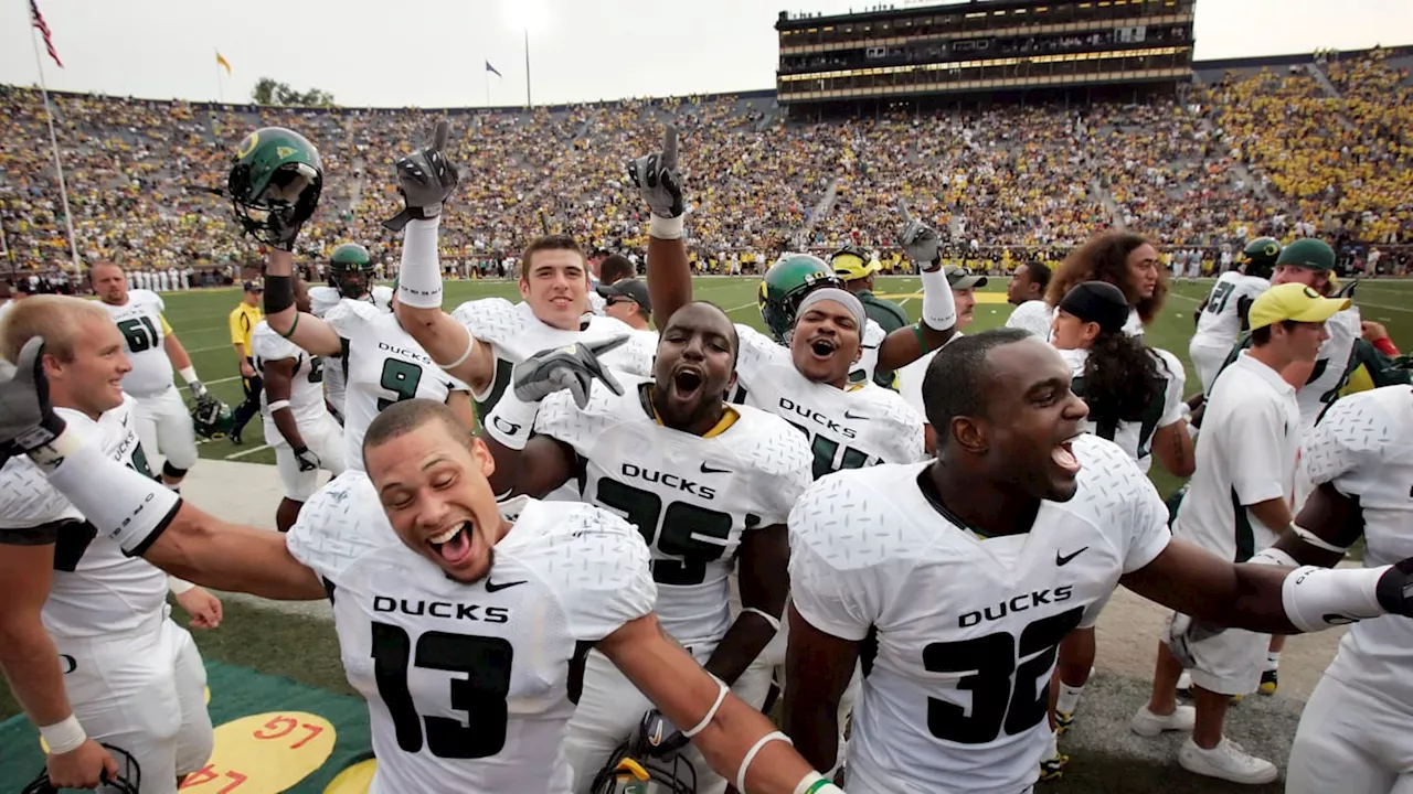 LIVE Score Updates Oregon Ducks vs. Michigan Wolverines: Can Ducks Stay Undefeated?