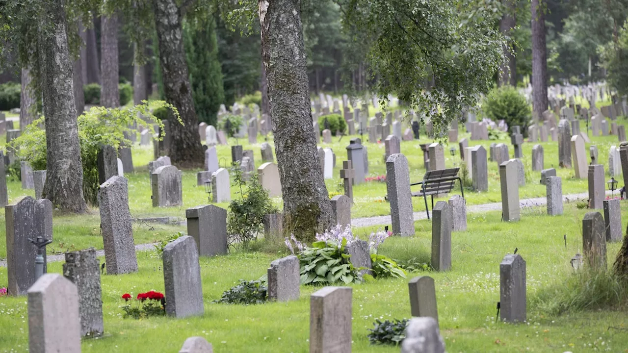 Tusentals gravar hotas när klimatet ändras