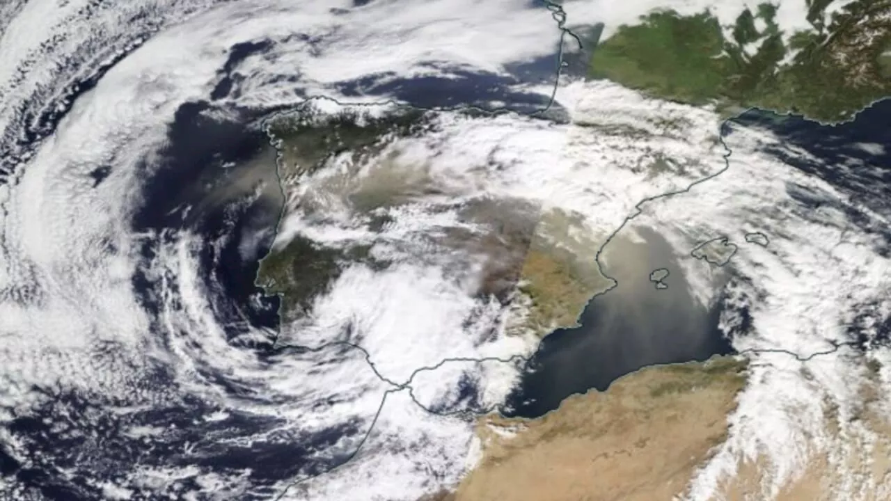 L'alluvione a Valencia "causata dall'inseminazione delle nuvole in Marocco": la bufala del cloud seeding