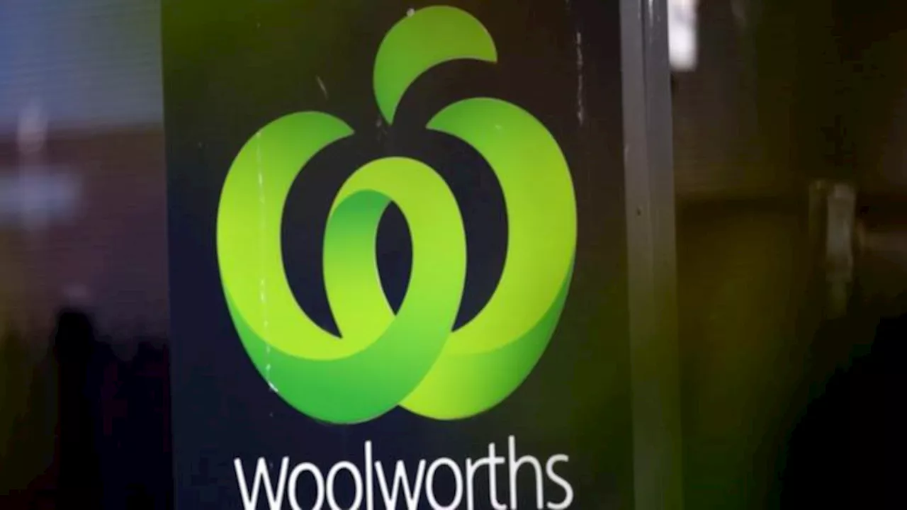 Woolworths warehouse workers go on strike indefinitely over pay offer