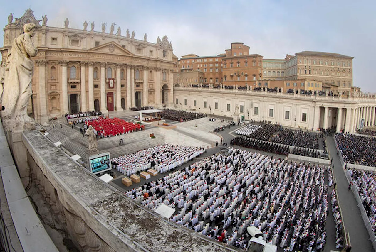 Funerali più snelli per i Papi, ecco le nuove regole