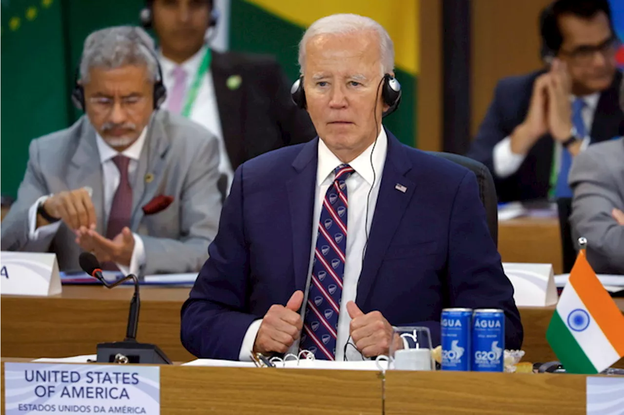 Nuova svolta di Biden, sì alle mine antiuomo all'Ucraina