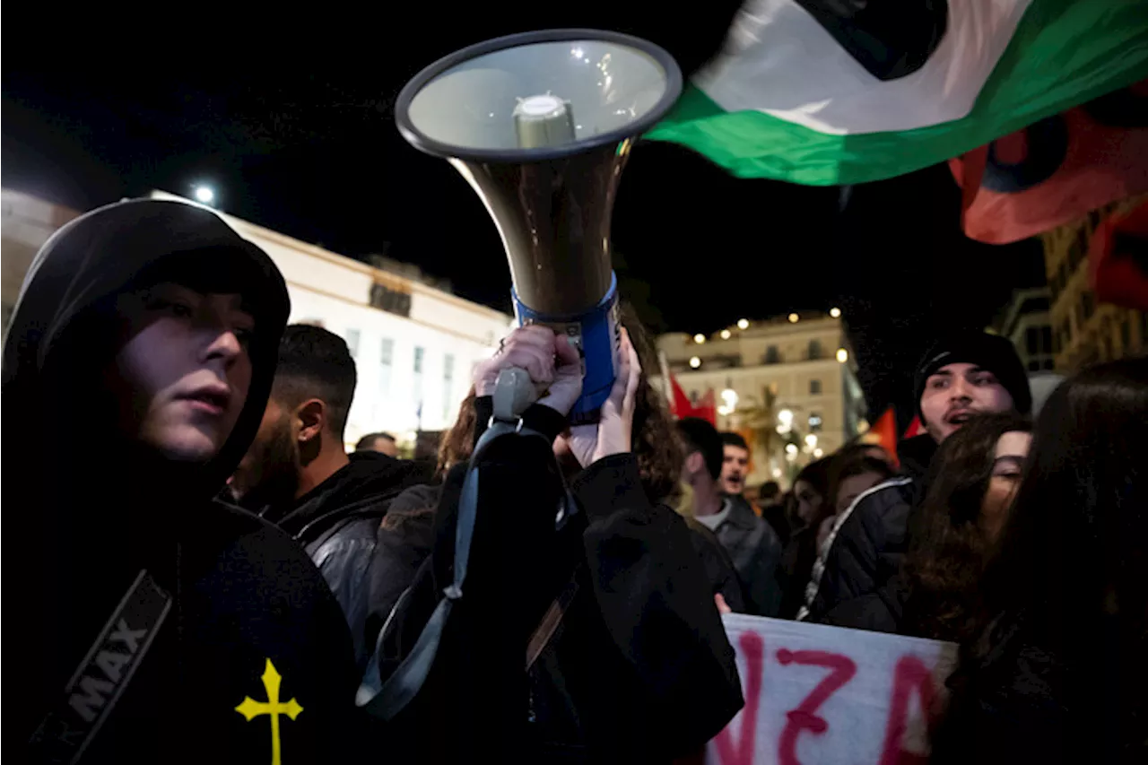 Scontri a Pisa, avviso di garanzia per 13 manifestanti