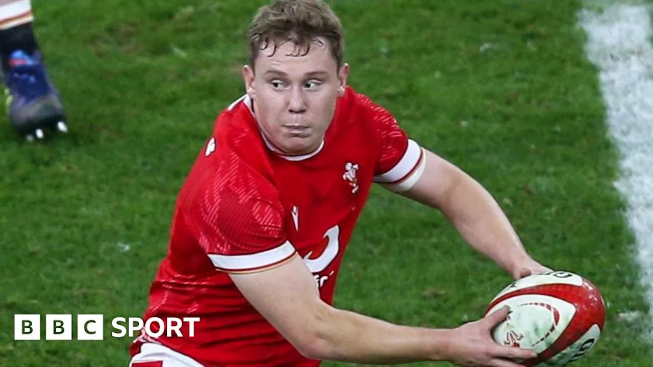 Wales v South Africa: Fly-half Sam Costelow recalled to face Springboks