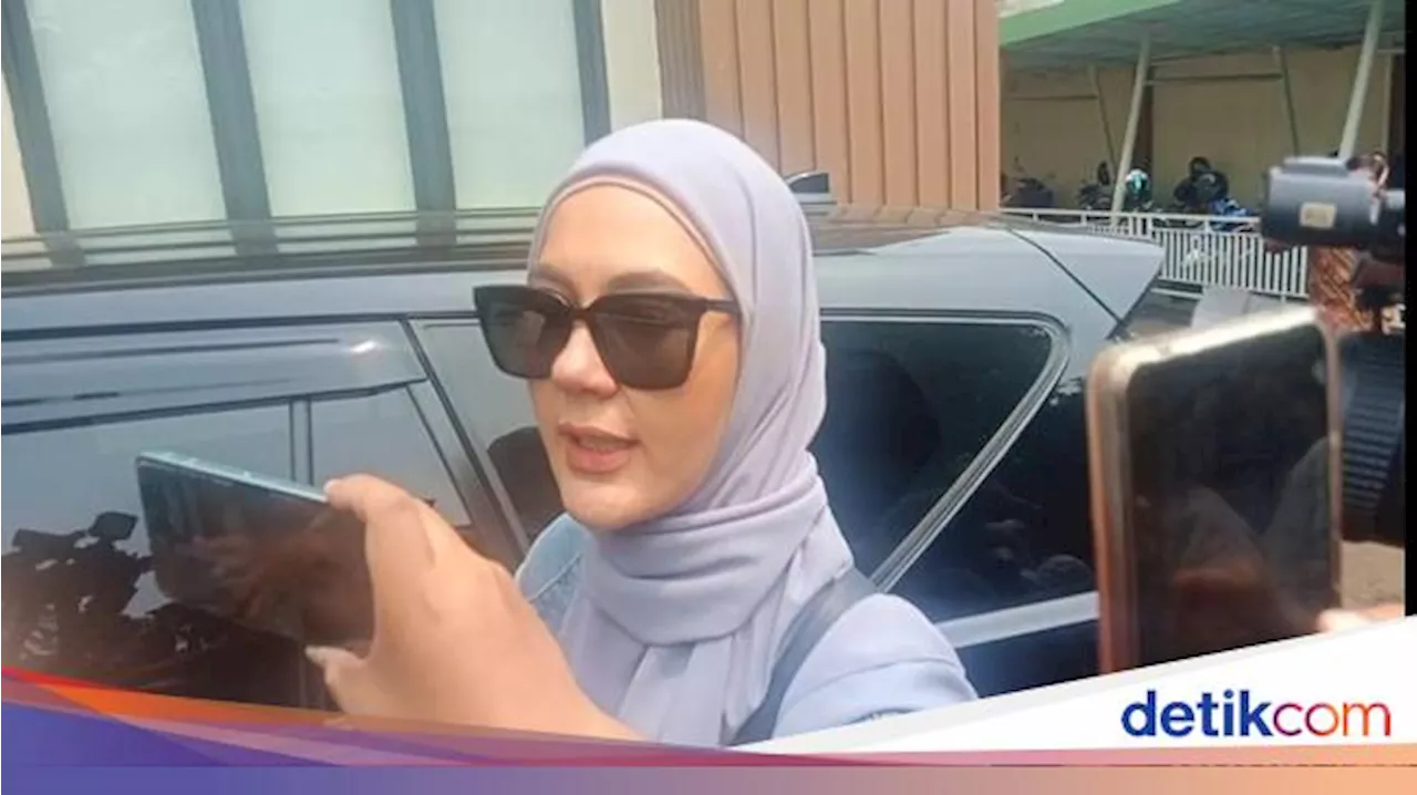 Baim Wong-Paula Verhoeven Keluar Ruang Sidang dengan Mata Sembap, Ada Apa?