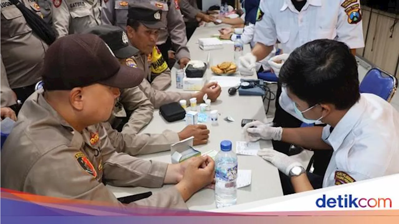 Ratusan Personel Polres Tanjung Perak Jalani Pemeriksaan Jelang Pilkada