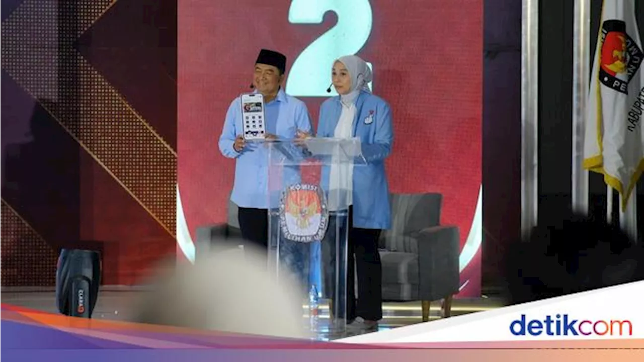 Syakur-Putri Promosikan Aplikasi 'Garut Hebat' Saat Debat Pilkada