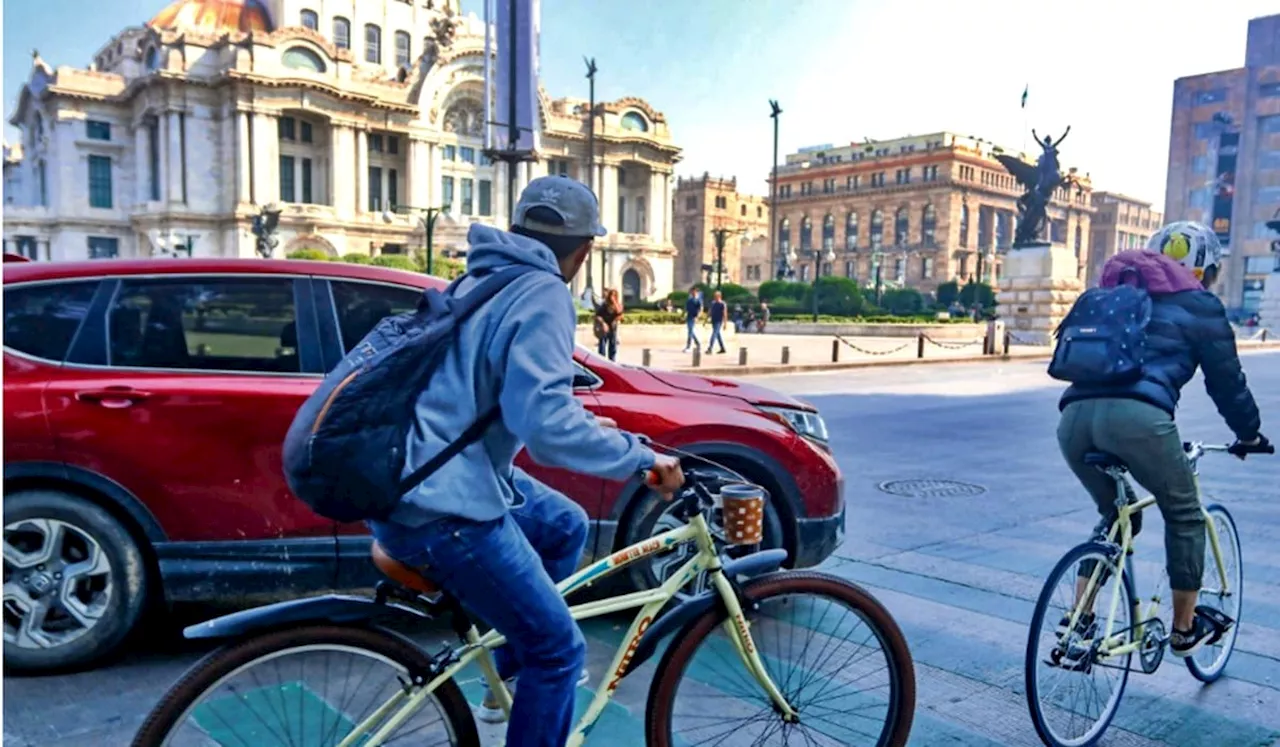 FOTOS: Falta cultura vial a automovilistas y ciclistas, acusan ciudadanos