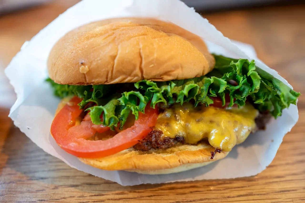 Delta Announces New Menus—Including Shake Shack Burgers