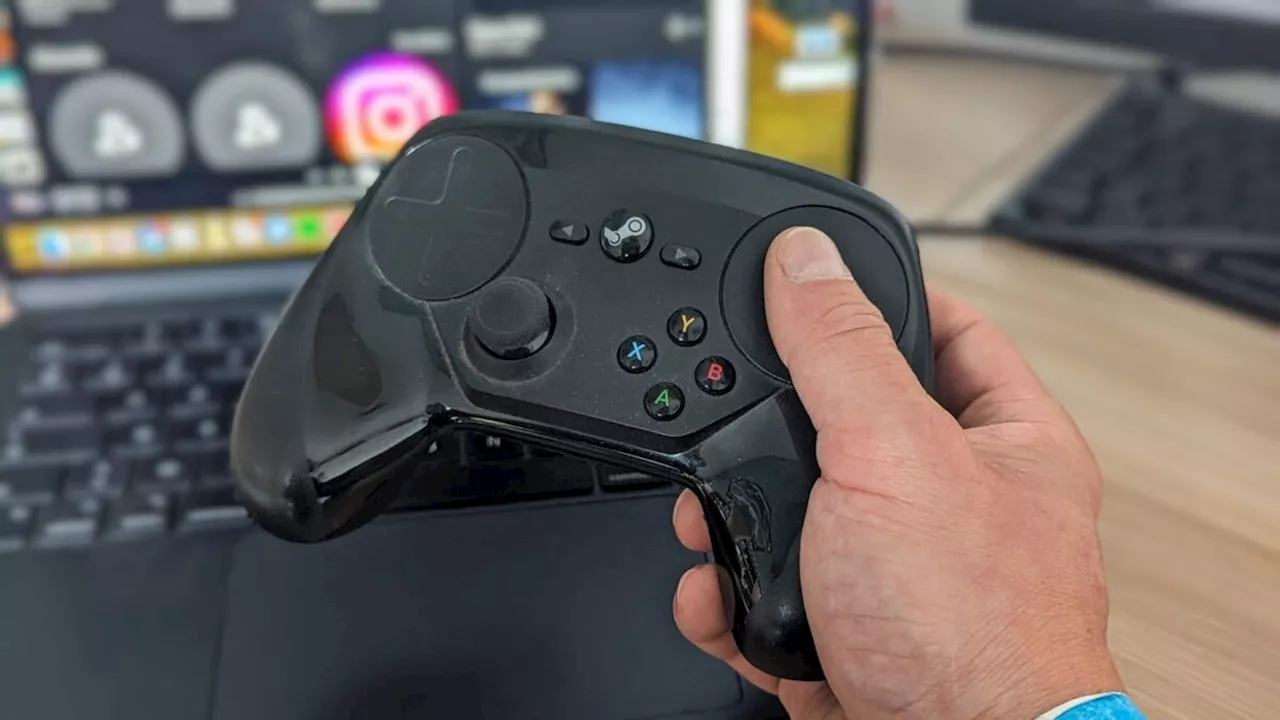 Arrêtez tout ! Valve nous concocterait un Steam Controller 2 et un casque VR autonome