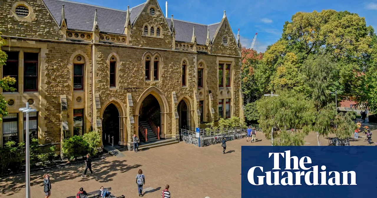 More than 300 Australian university executives make more money than state premiers, report reveals