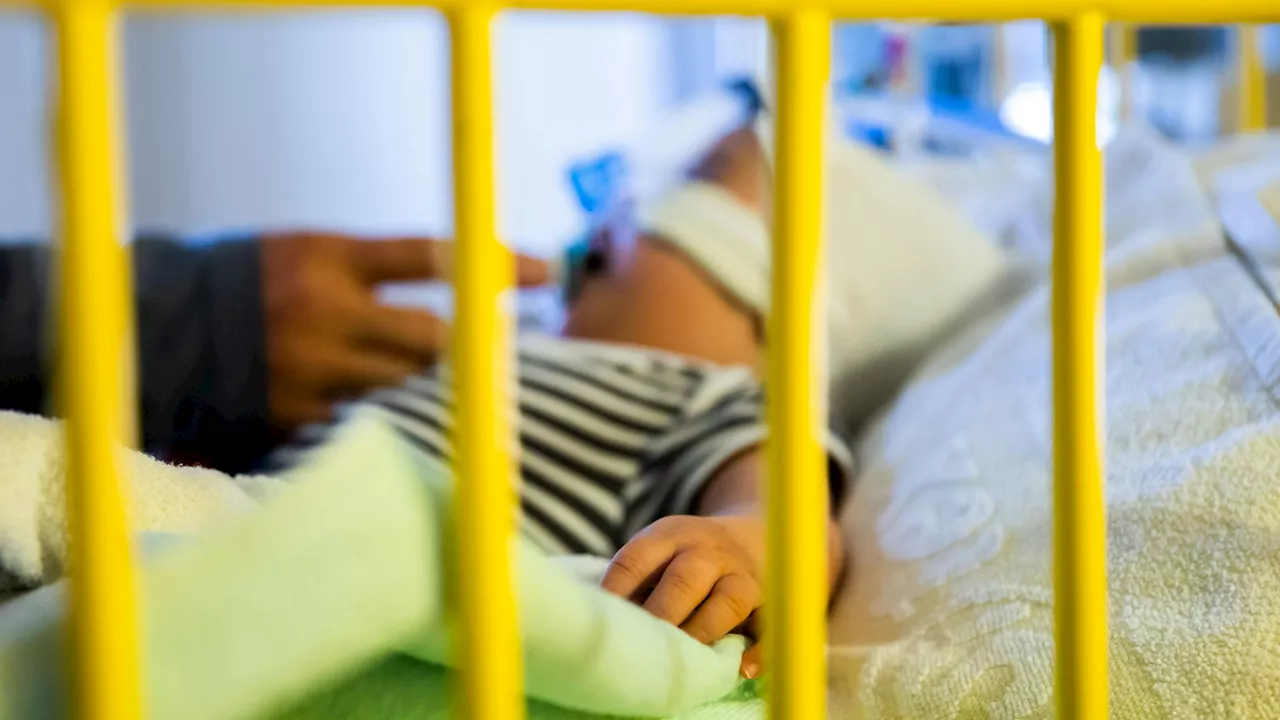 Rasante Verbreitung - 1.100 Kinder landen wegen Virus im Spital