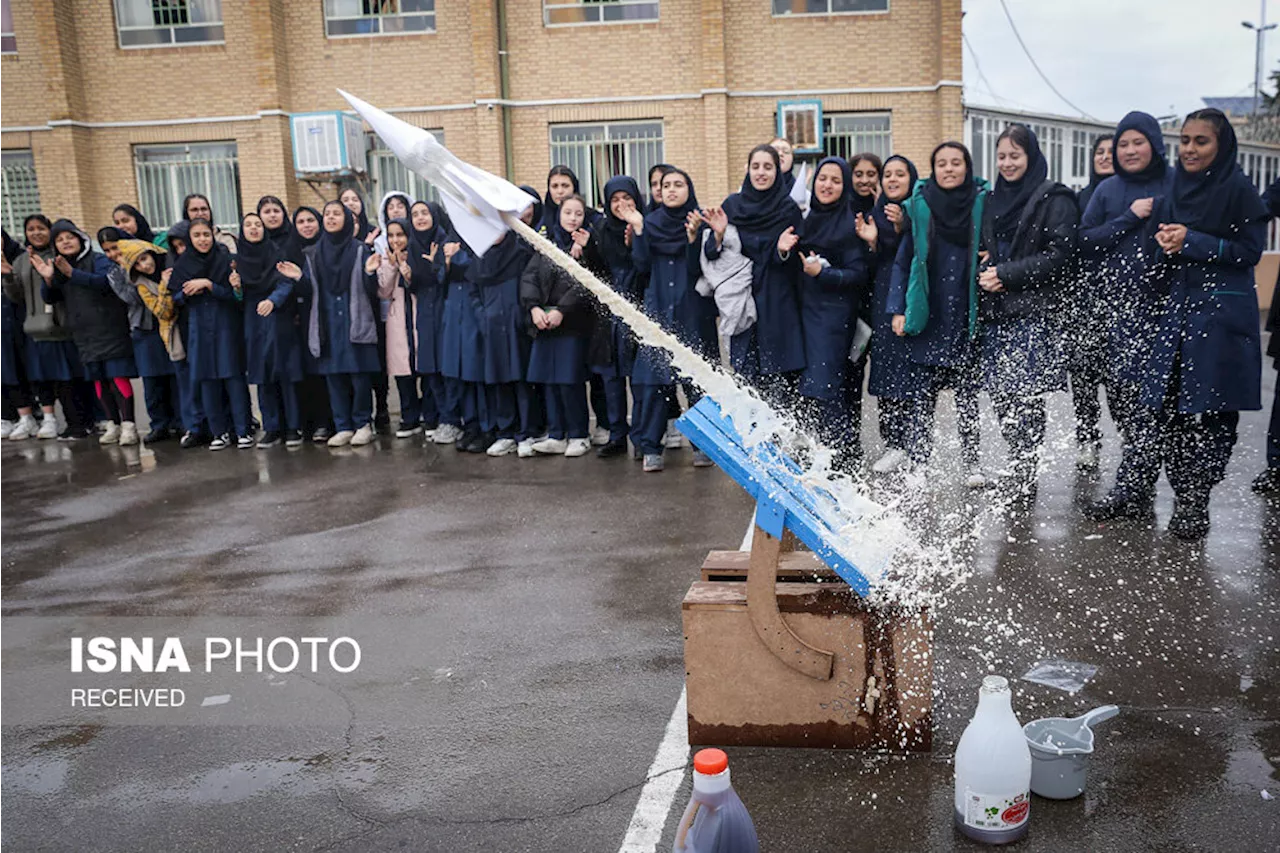 برگزاری رویداد موشک‌های آبی در مدارس قزوین برای کشف استعدادها