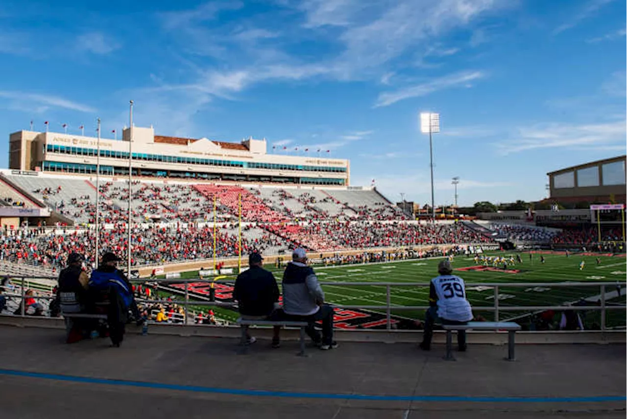 Texas Tech wants permission to pay college athletes as a part of its recruitment efforts