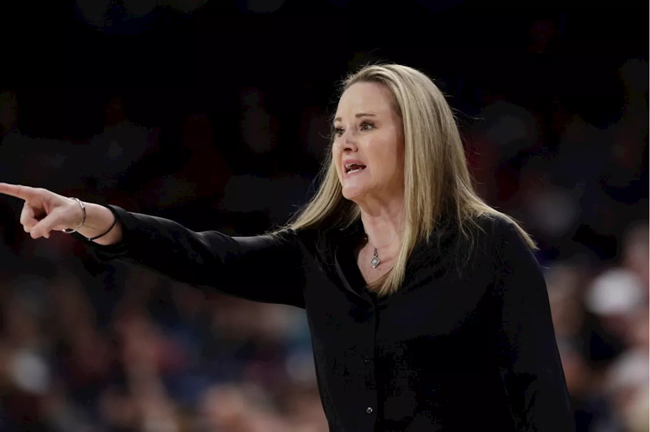 Sparks hire Utah’s Lynne Roberts as new head coach