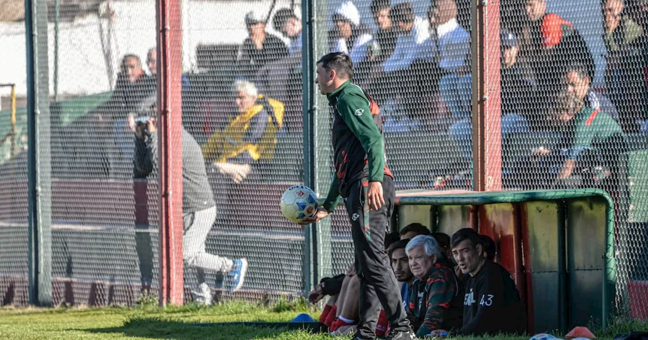 Sergio Oga, su “Peñarol protagonista” y su opinión sobre los finalistas de la LCF