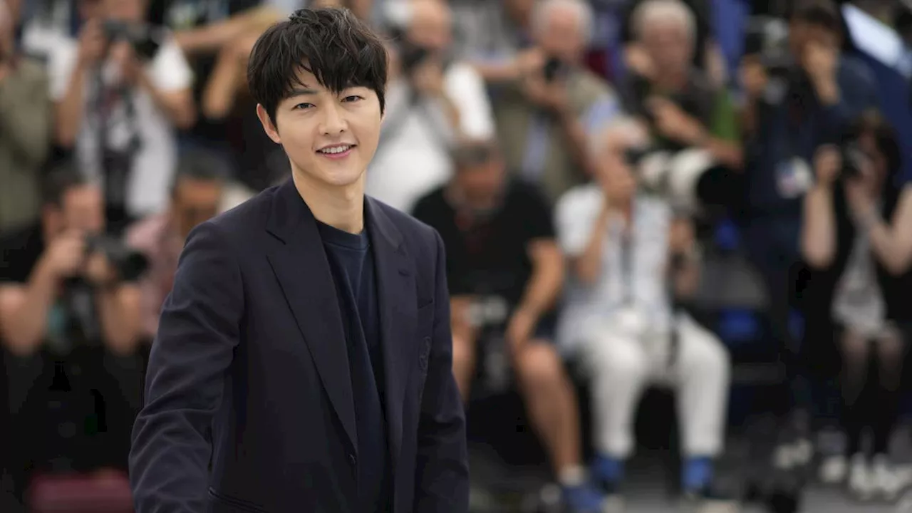 Anak Kedua Song Joong Ki Telah Lahir di Roma, Seorang Putri Cantik