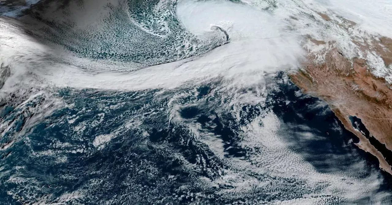 Map Shows Once-in-a-decade Bomb Cyclone Set To Strike Like A Hurricane ...