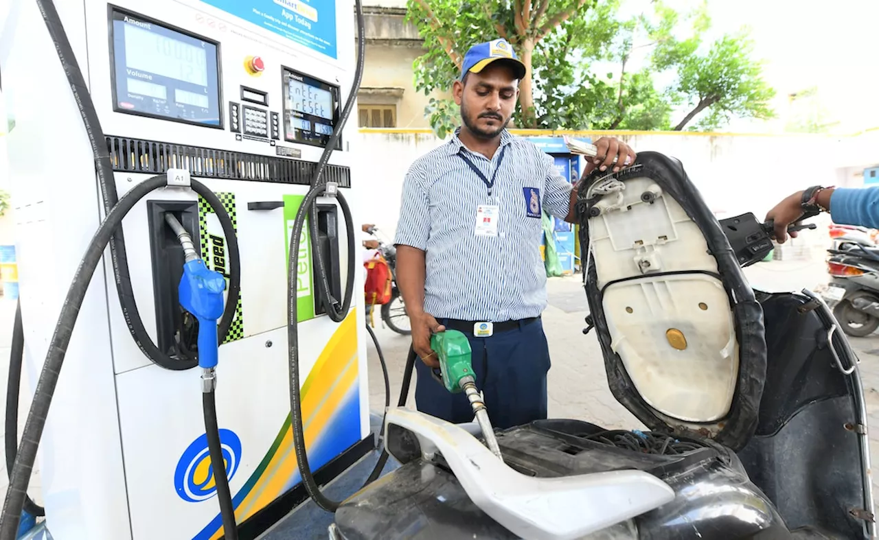 Petrol Diesel Price: देश भर में पेट्रोल-डीजल के बदल गए दाम, जानें कहां महंगा और कहां सस्ता