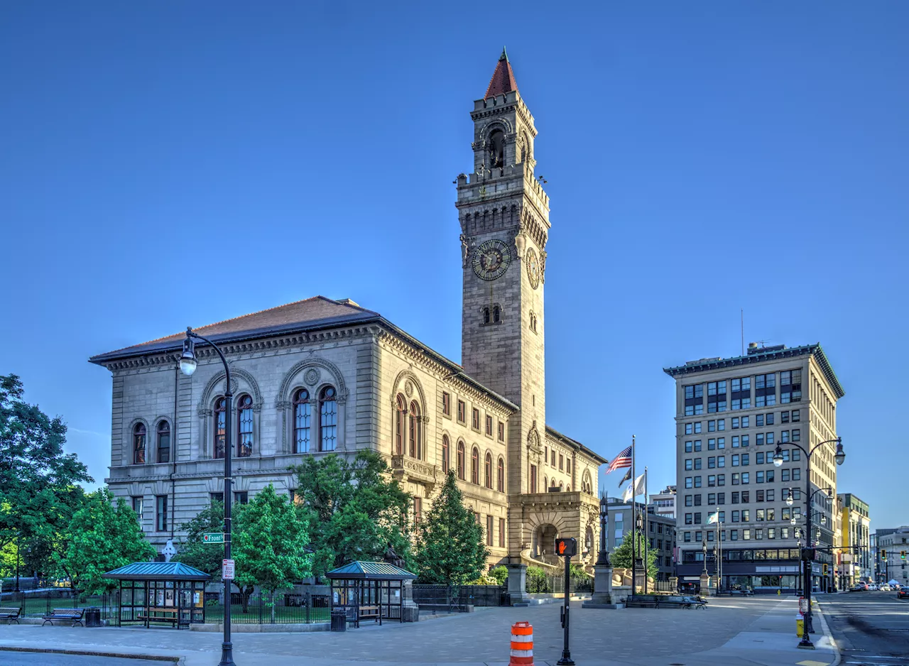 Worcester police investigate spray-painting of man's face during city council meeting