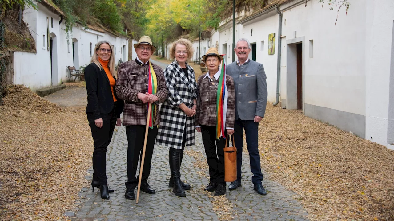 Die Weinviertler Kellergassen virtuell zu älteren Menschen bringen