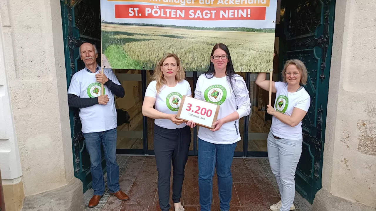 Über 9.700 Unterschriften gegen geplantes Rewe-Lager in St. Pölten