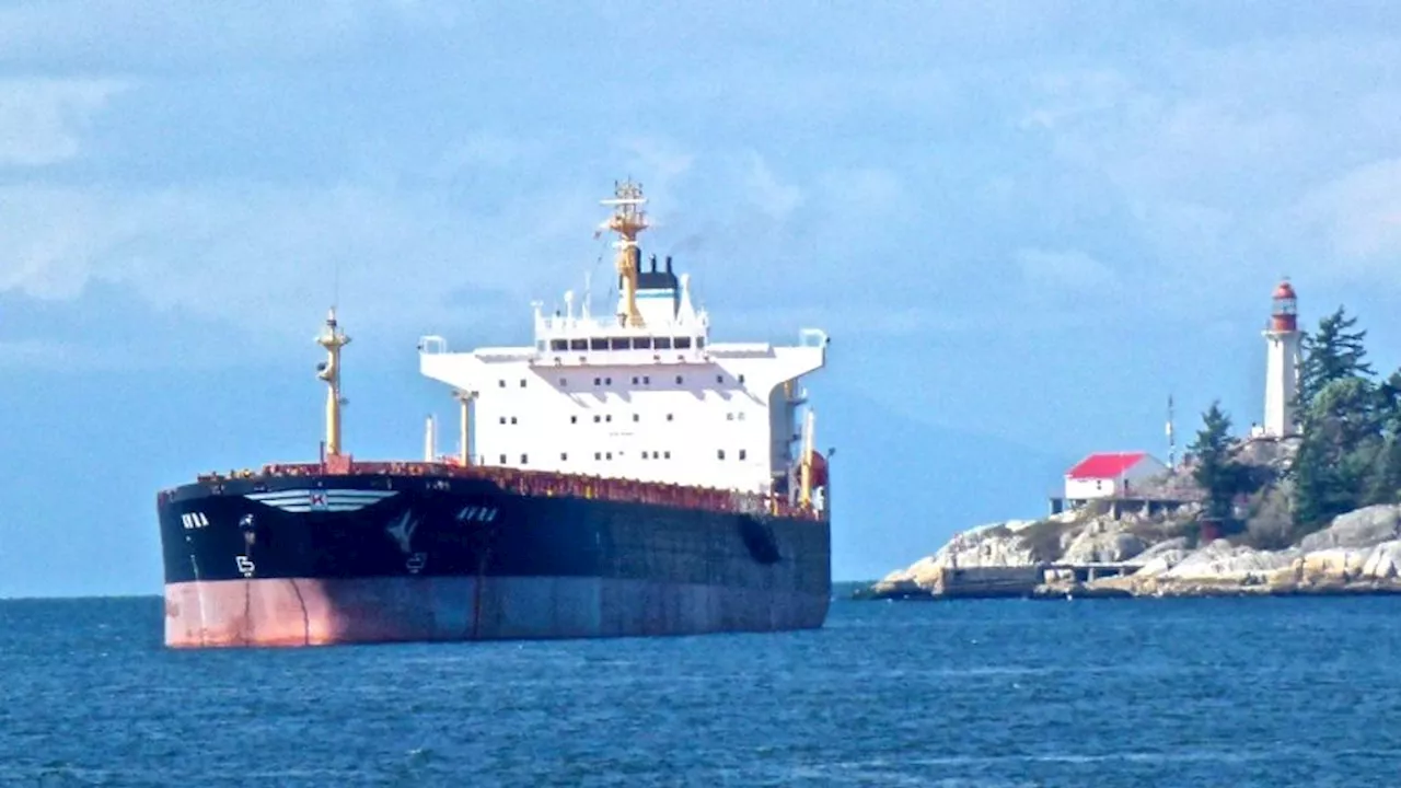 Deense marine bij Chinees schip, mogelijk betrokken bij kabelsabotage Oostzee