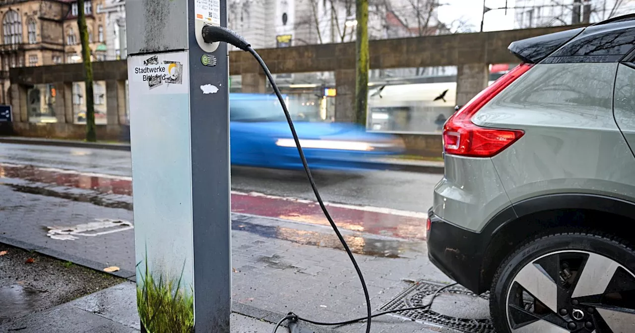 Neuer Parkraum in Bielefeld: Teure Parkautomaten und hohe Stellplatzkosten