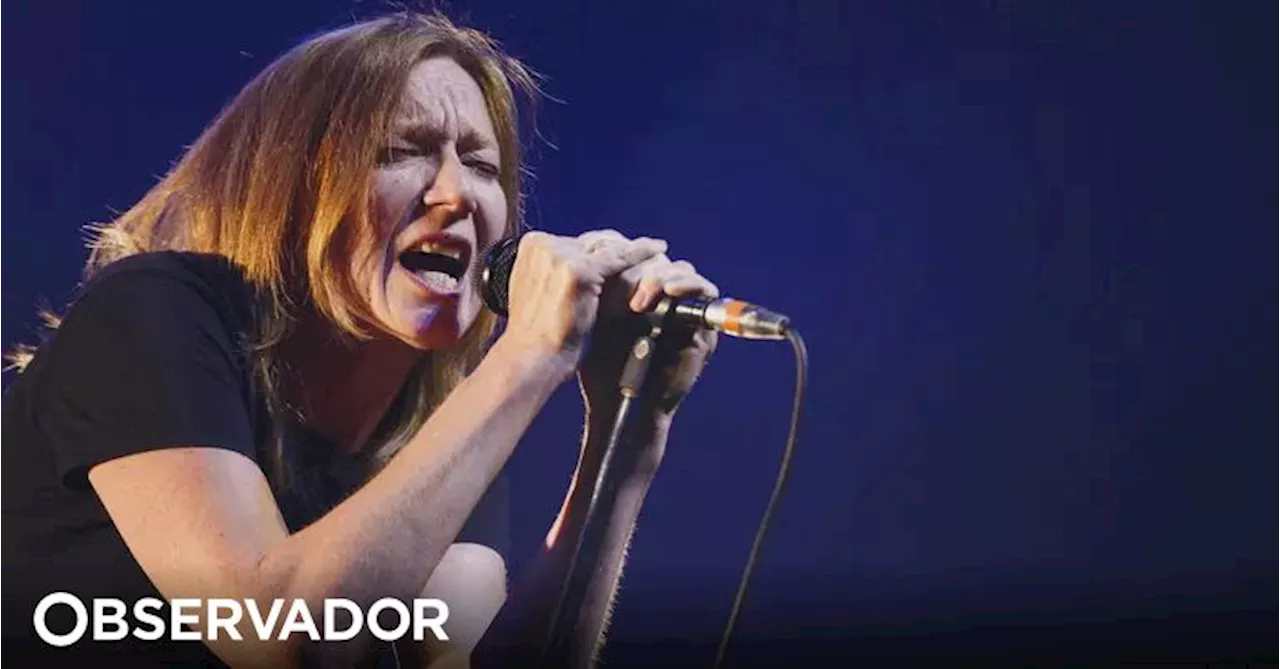 Cantora Beth Gibbons atua a solo em julho de 2025 em Lisboa