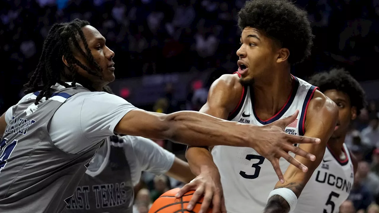 UConn's Dan Hurley Laments 19 Turnovers Versus East Texas A&M: 'Comically Bad'