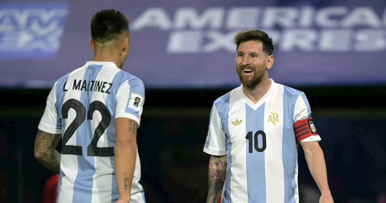 Messi legt auf, Martinez zauberhaft: Argentinien auf Kurs