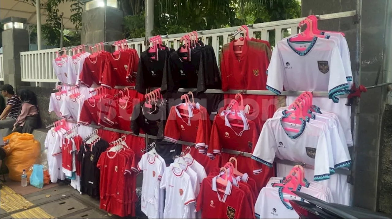 Cara Bedain Jersey Timnas Asli dan KW, Biar Gak Malu Kayak SelebX Ini