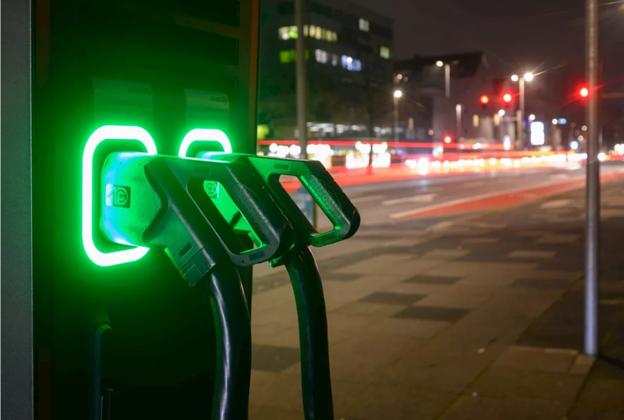 Jetzt gibt es in der Schweiz eine Recyclinganlage für Elektroautos