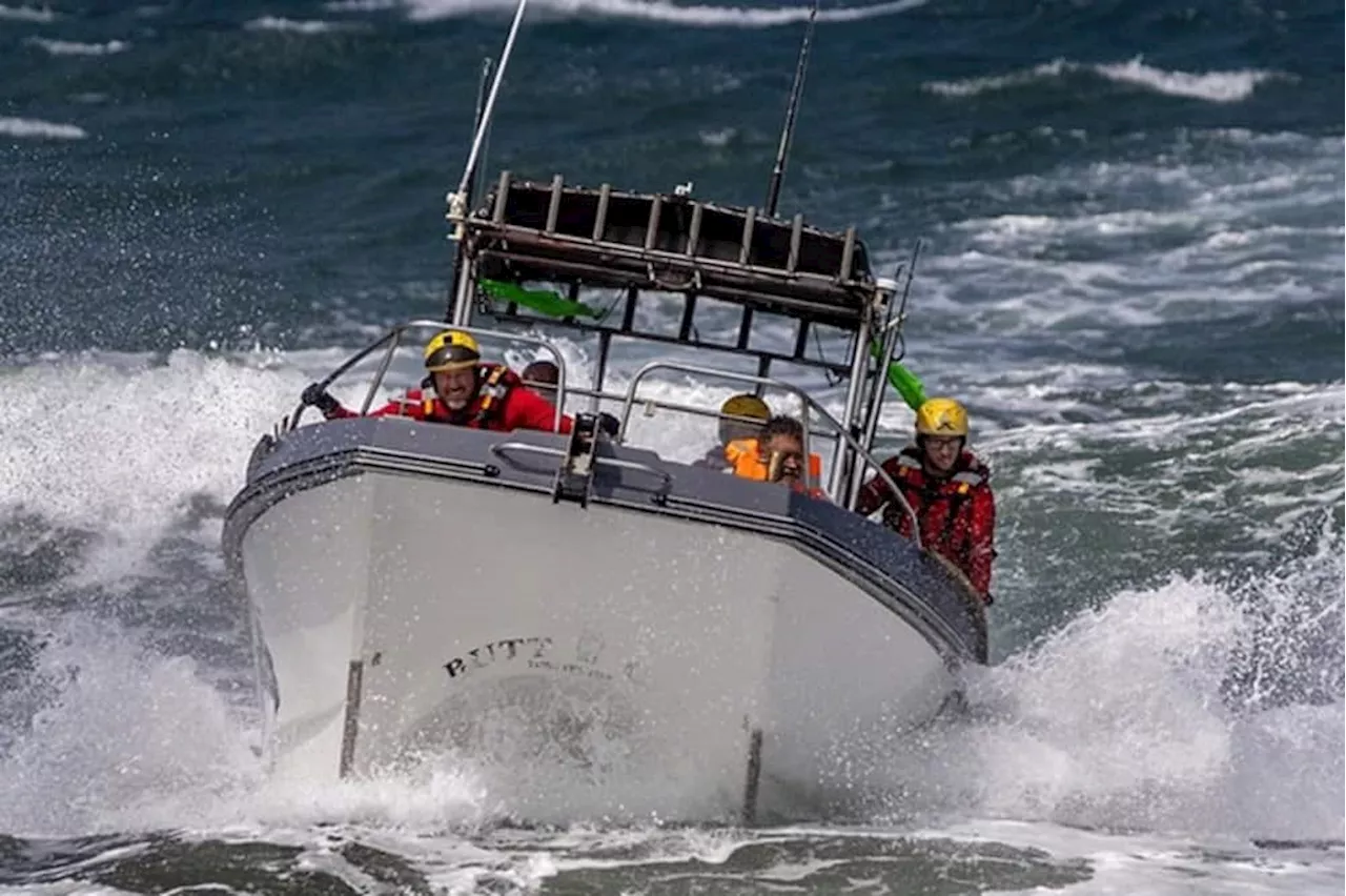 Spanish diver rescued after three hours lost at sea in KZN