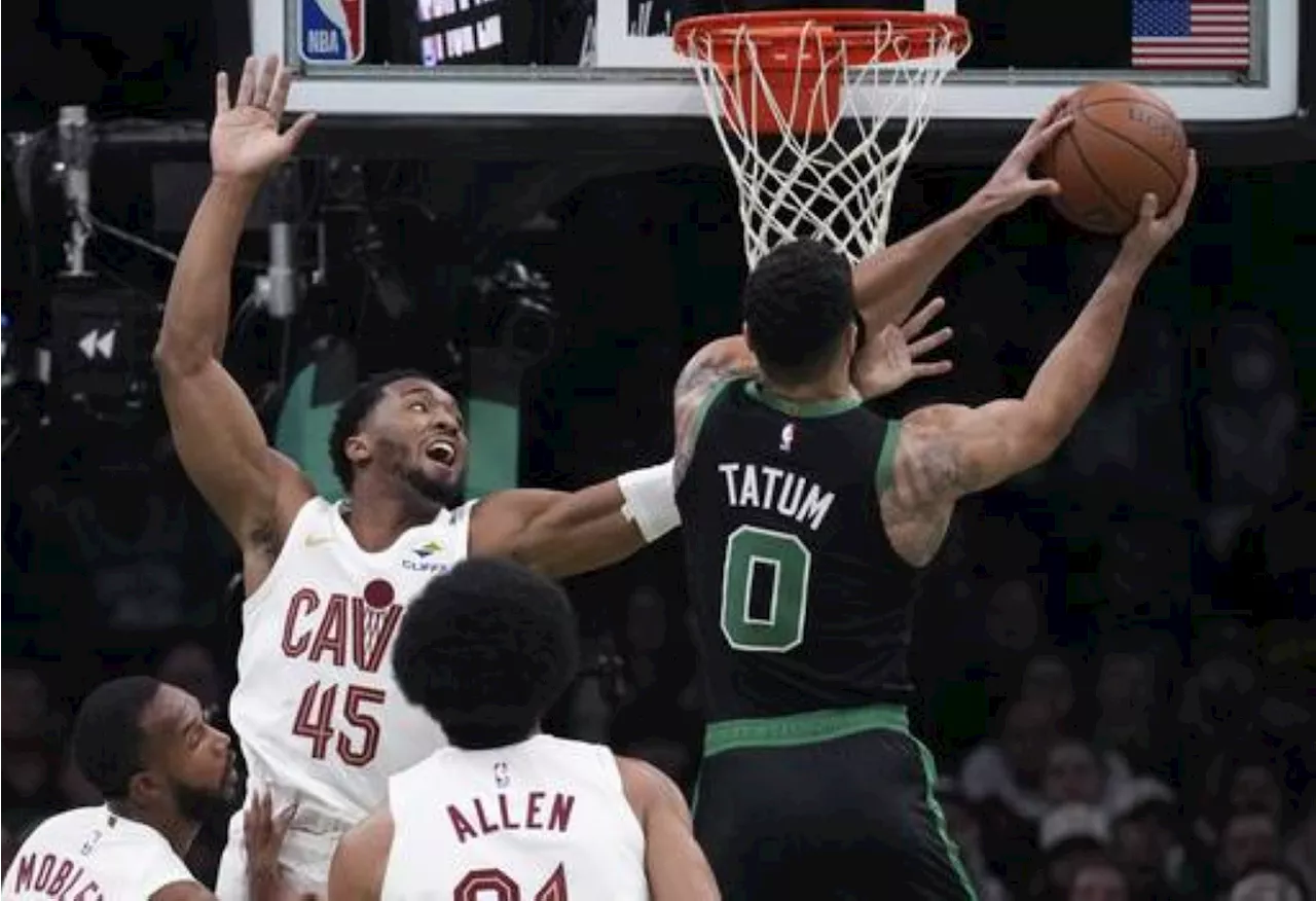 Celtics hand Cavaliers first loss of season