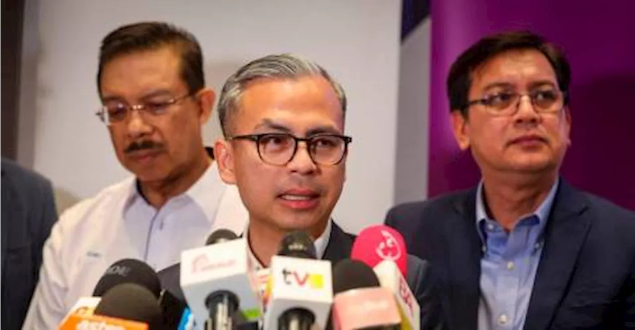 Fahmi calls for overhaul of JENDELA Phase 2 process, review of tower site selection